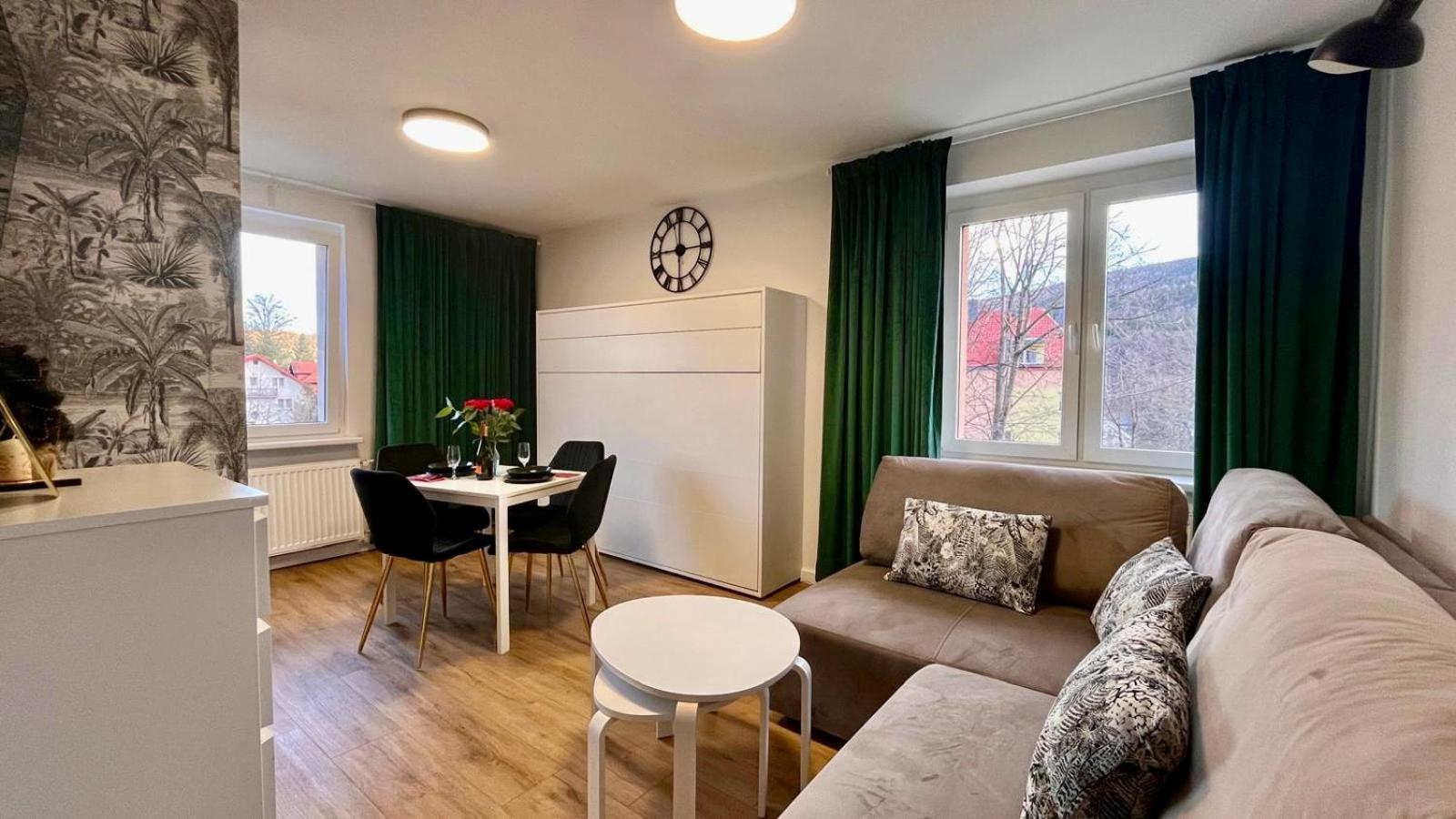 Apartamenty Izerskie Gorska 8 - Blisko Park I Dom Zdrojowy Oraz Wyjscie Na Sky Walk Swieradow-Zdroj Exterior photo